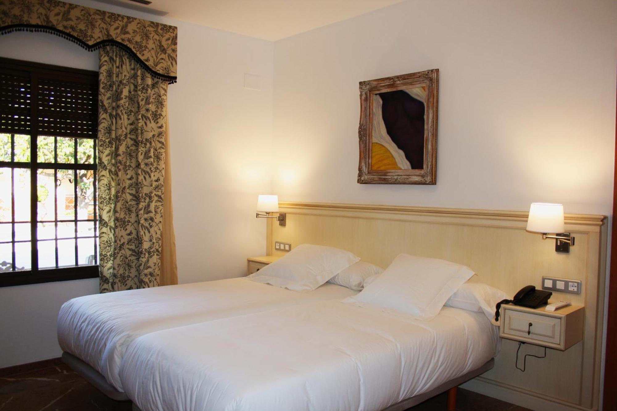Hotel Riad Arruzafa Cordoba Bilik gambar